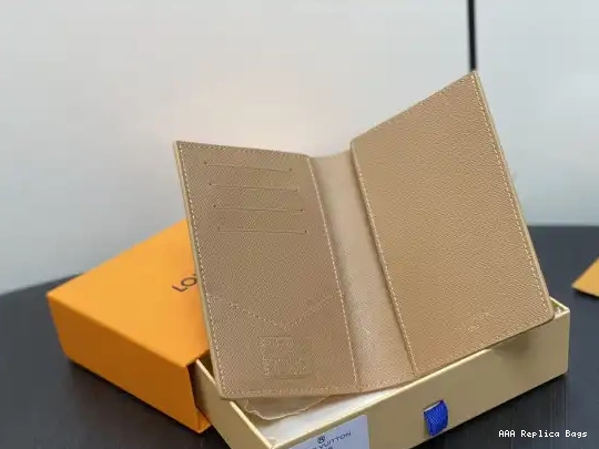 Aaa replica bags Vuitton Louis PASSPORT COVER-10*14*2.5CM 0630